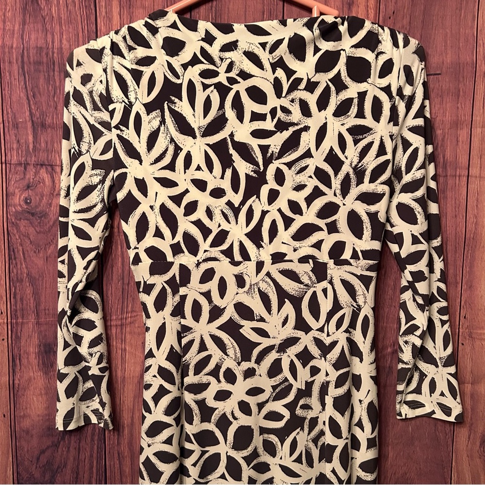 Ralph Lauren Black and Cream Ruched Wrap Dress - Picture 6 of 8